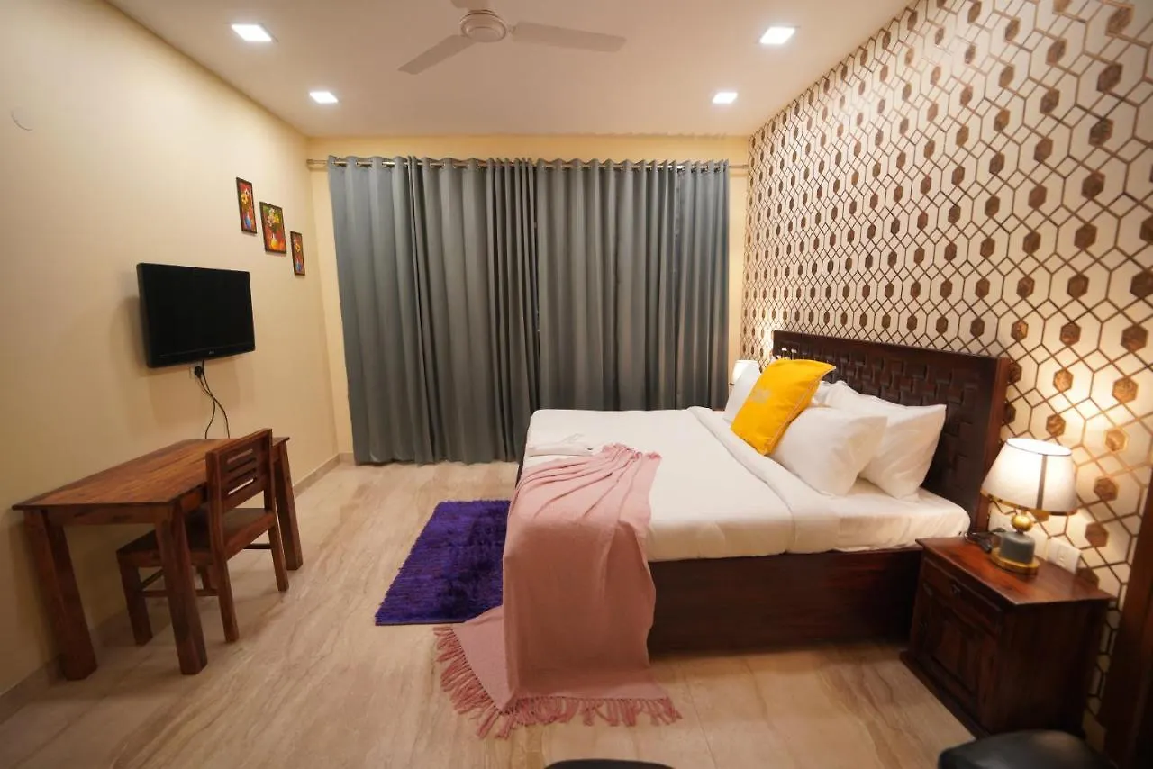 Luxury 3Bhk Service Apartment -Golf Course Road, Gurgaon