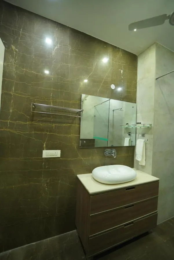 Luxury 3Bhk Service Apartment -Golf Course Road, グルガウン