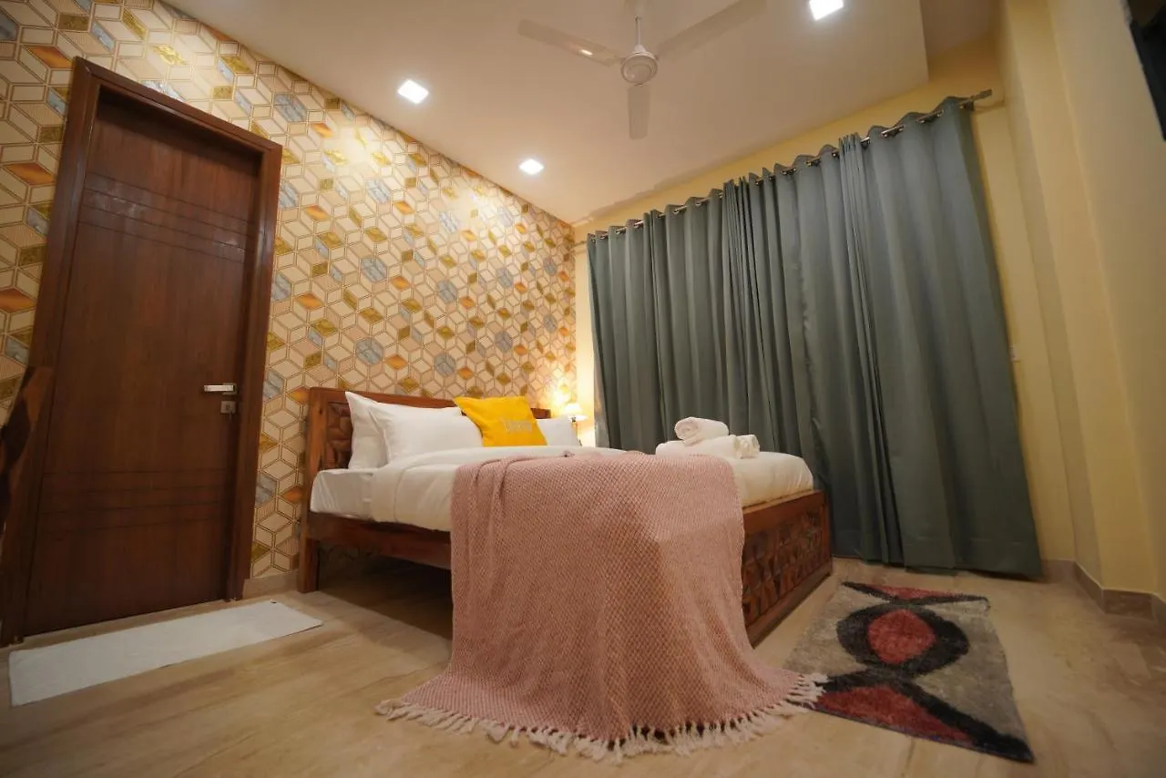 Luxury 3Bhk Service Apartment -Golf Course Road, グルガウン